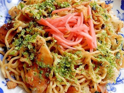 まな板なし6分!冷凍ほうれん草&焼き餃子で焼きそば